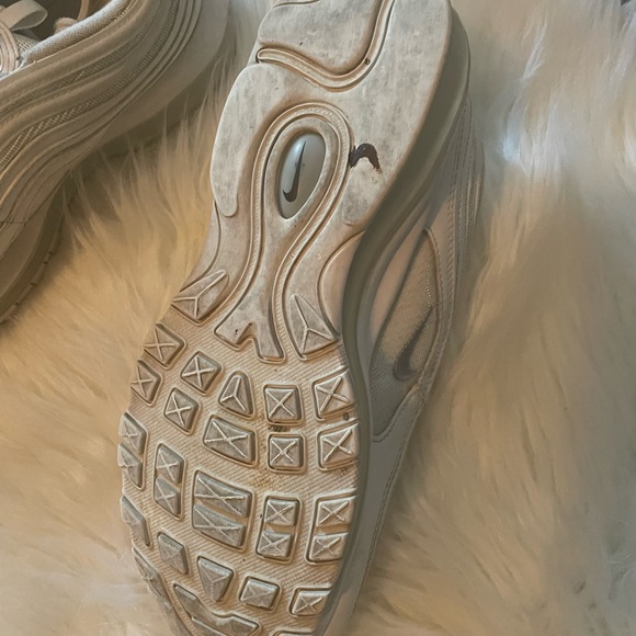 Nike Air Max 97 Gently Used - Picture 3 of 4